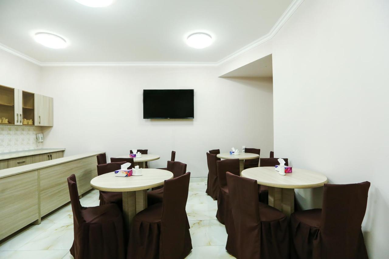 Alba Hotel Erevan Exterior foto