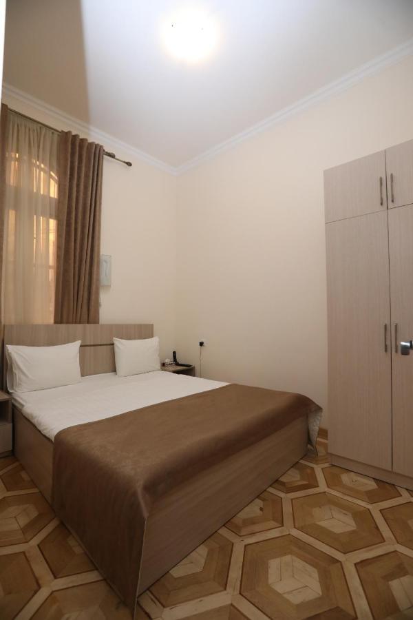 Alba Hotel Erevan Exterior foto